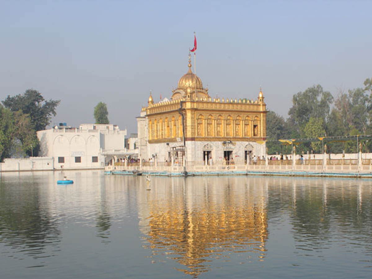 Durgiana Temple Taxi Service in Amritsar